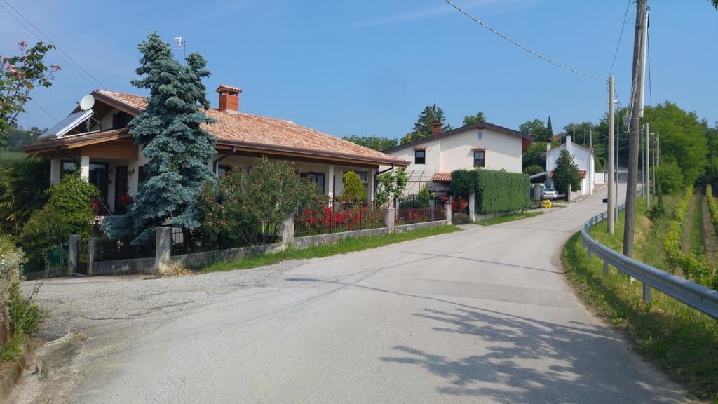 Hotel Dal Rosso San Floriano del Cóllio Esterno foto