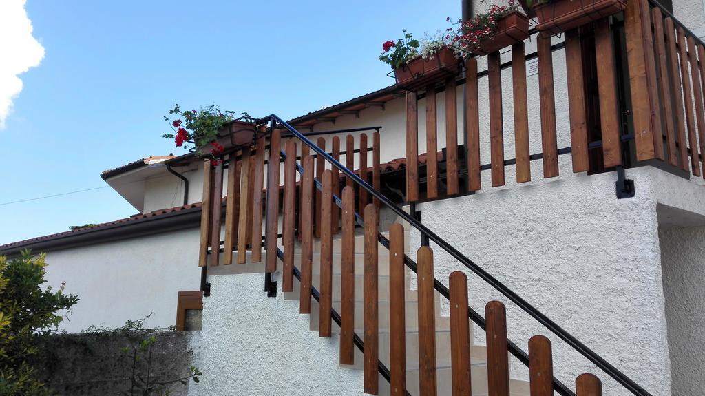 Hotel Dal Rosso San Floriano del Cóllio Esterno foto