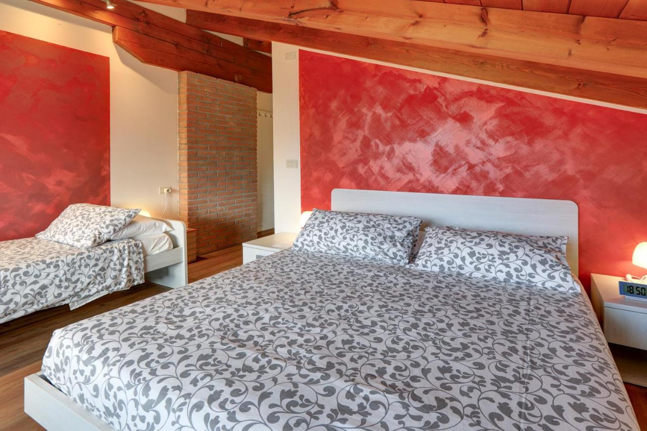 Hotel Dal Rosso San Floriano del Cóllio Esterno foto