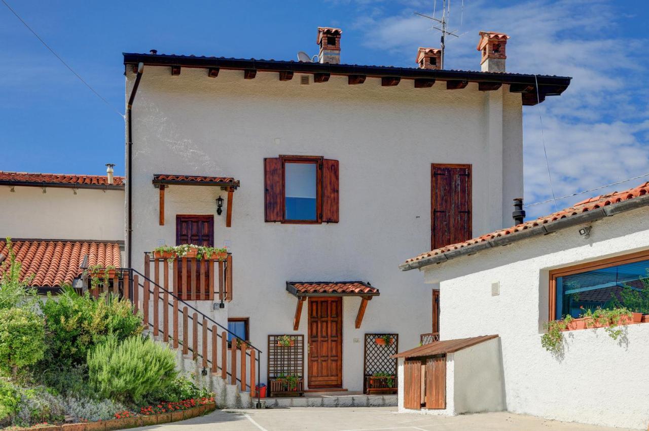 Hotel Dal Rosso San Floriano del Cóllio Esterno foto